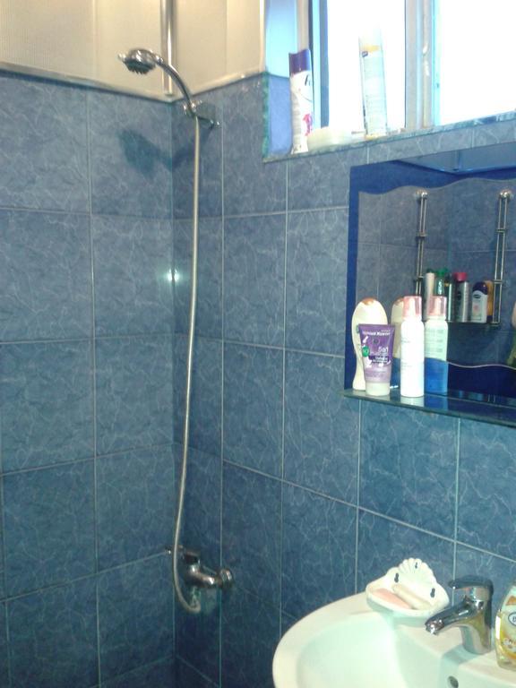 Homestay Izolda Batumi Exteriör bild
