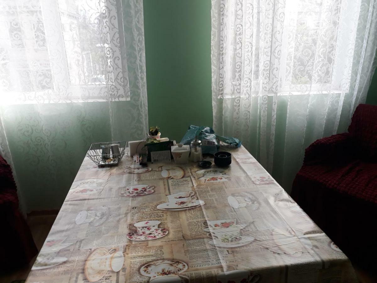 Homestay Izolda Batumi Exteriör bild